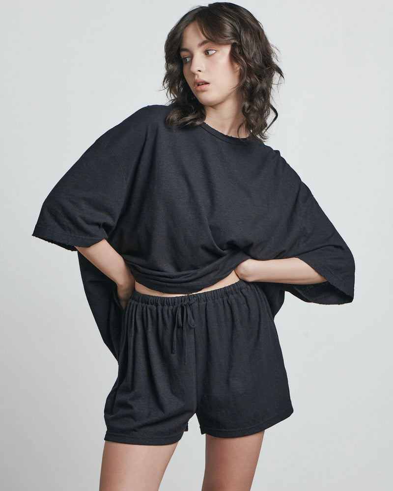 THE DISTRESSED EVERYDAY TEE - COAL