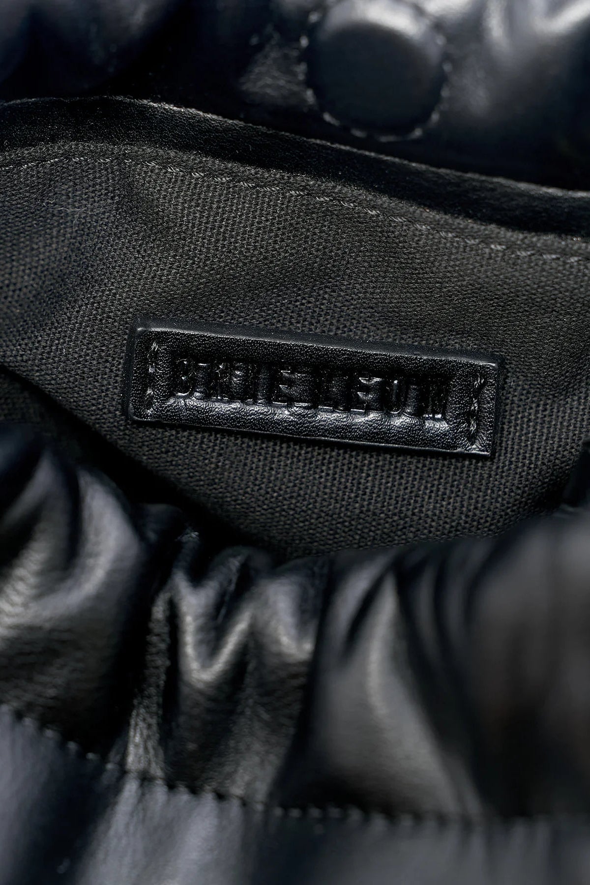 HALLE CROSSBODY BLACK