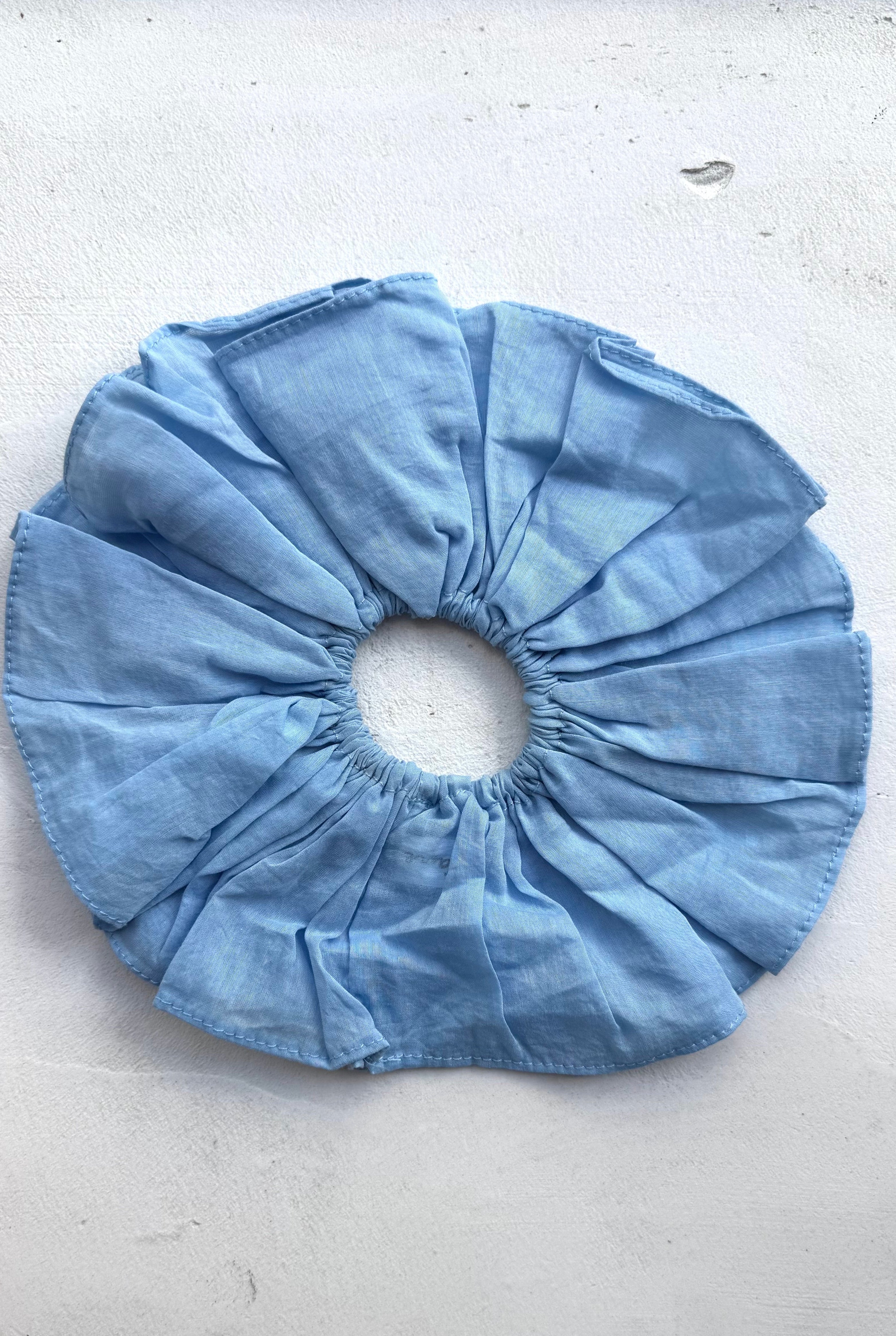 JUNIPER SCRUNCHIE - SKY BLUE
