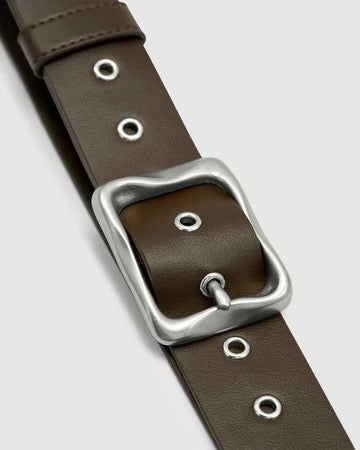 EVERYDAY BUCKLE BELT - CHOCOLATE/SILVER