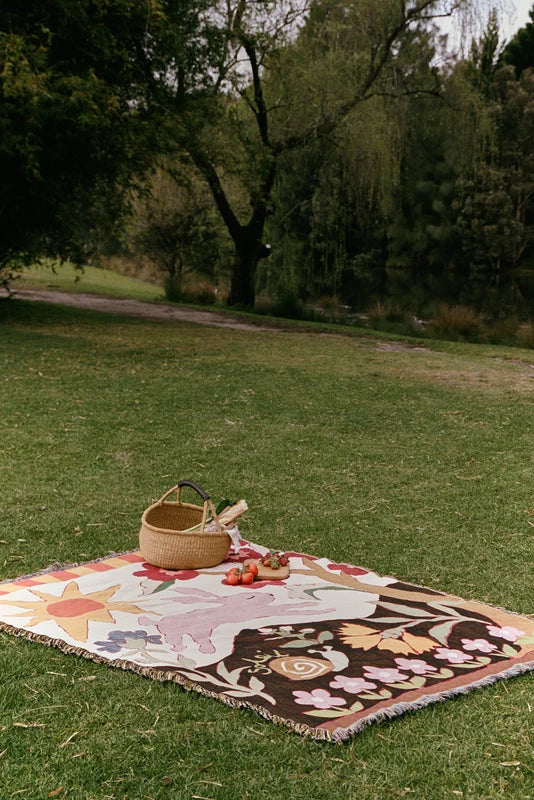 Le Lapin Woven Blanket | Le Lapin