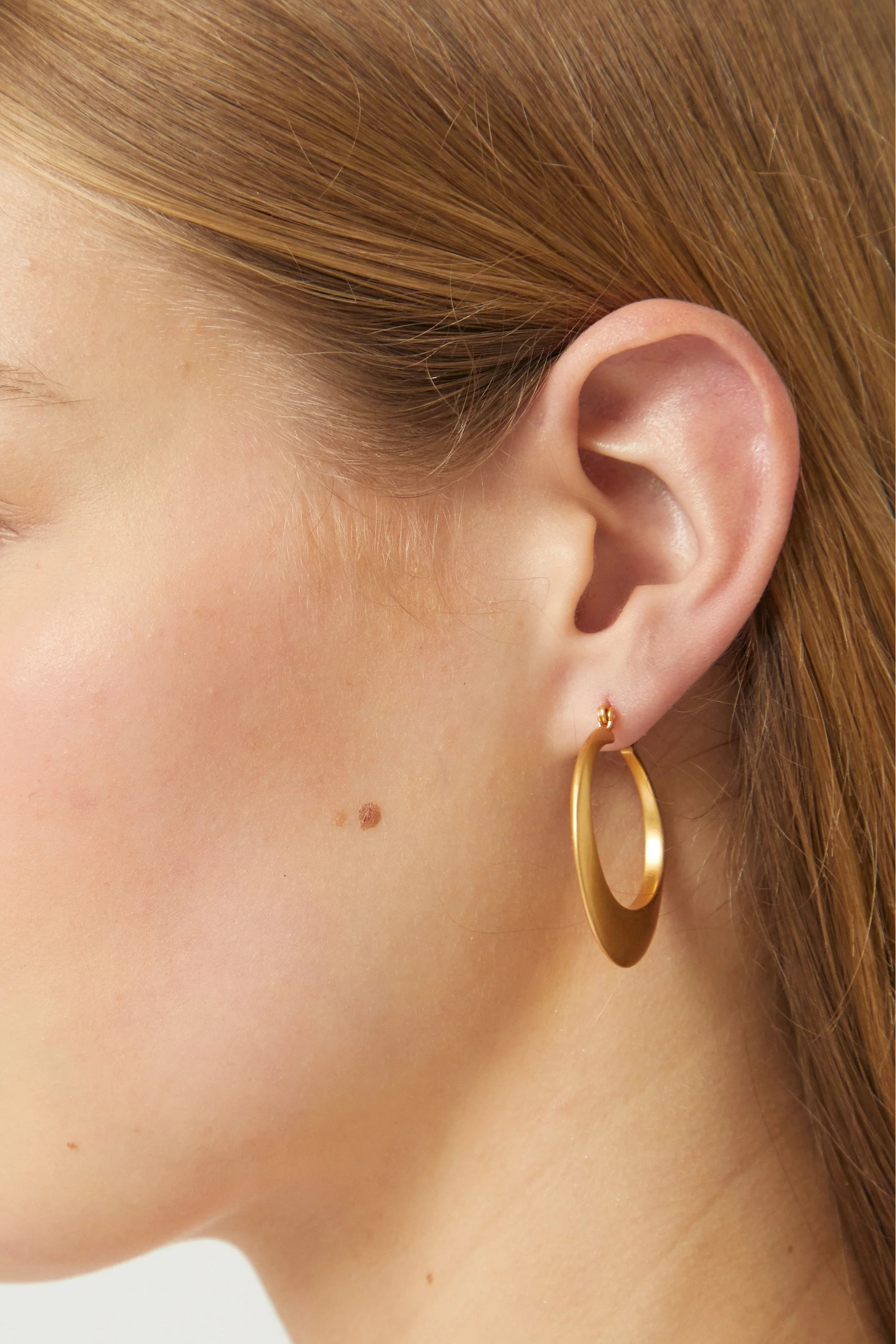 Maddox Hoops -Gold
