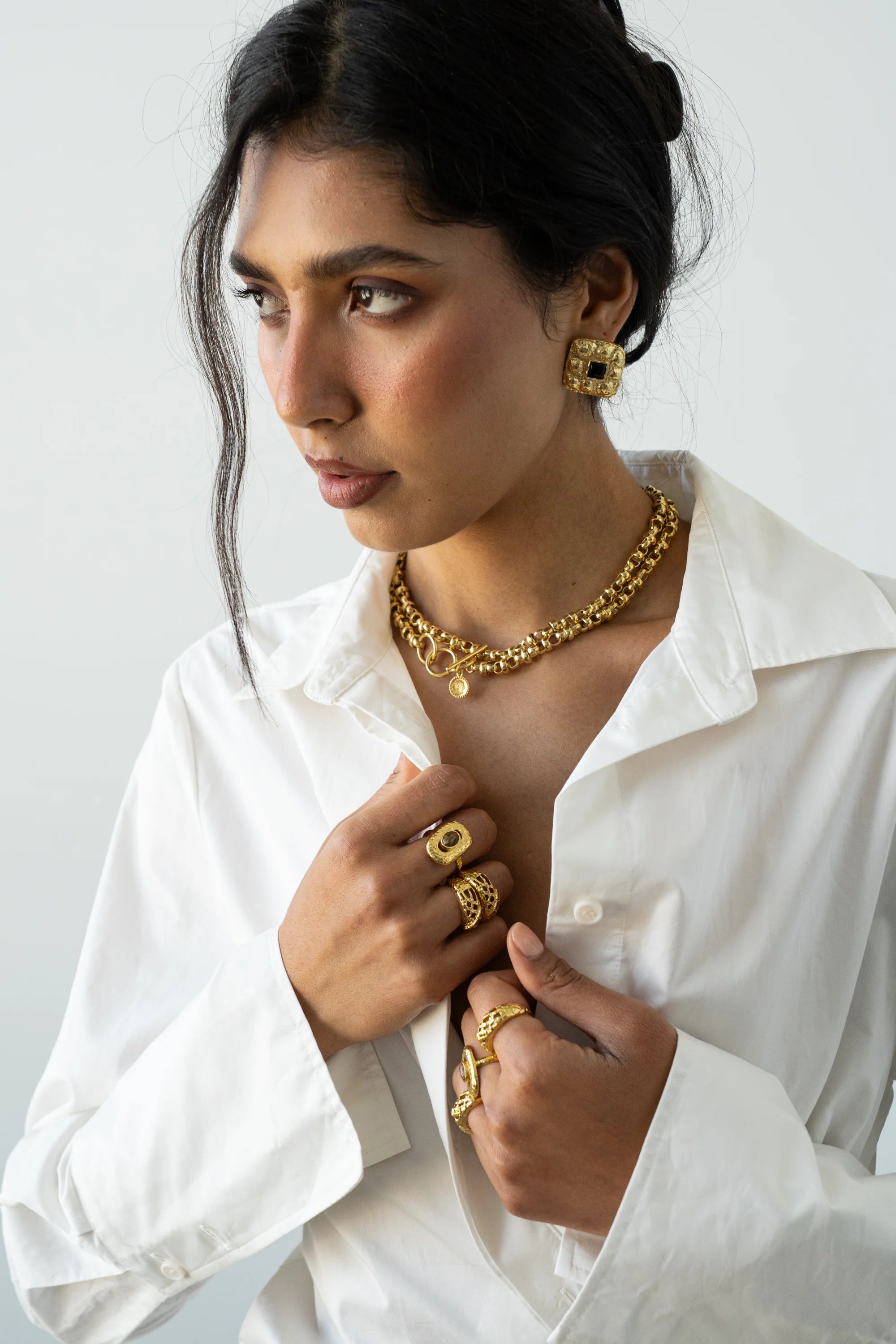 CHARLOTTE NECKLACE - GOLD