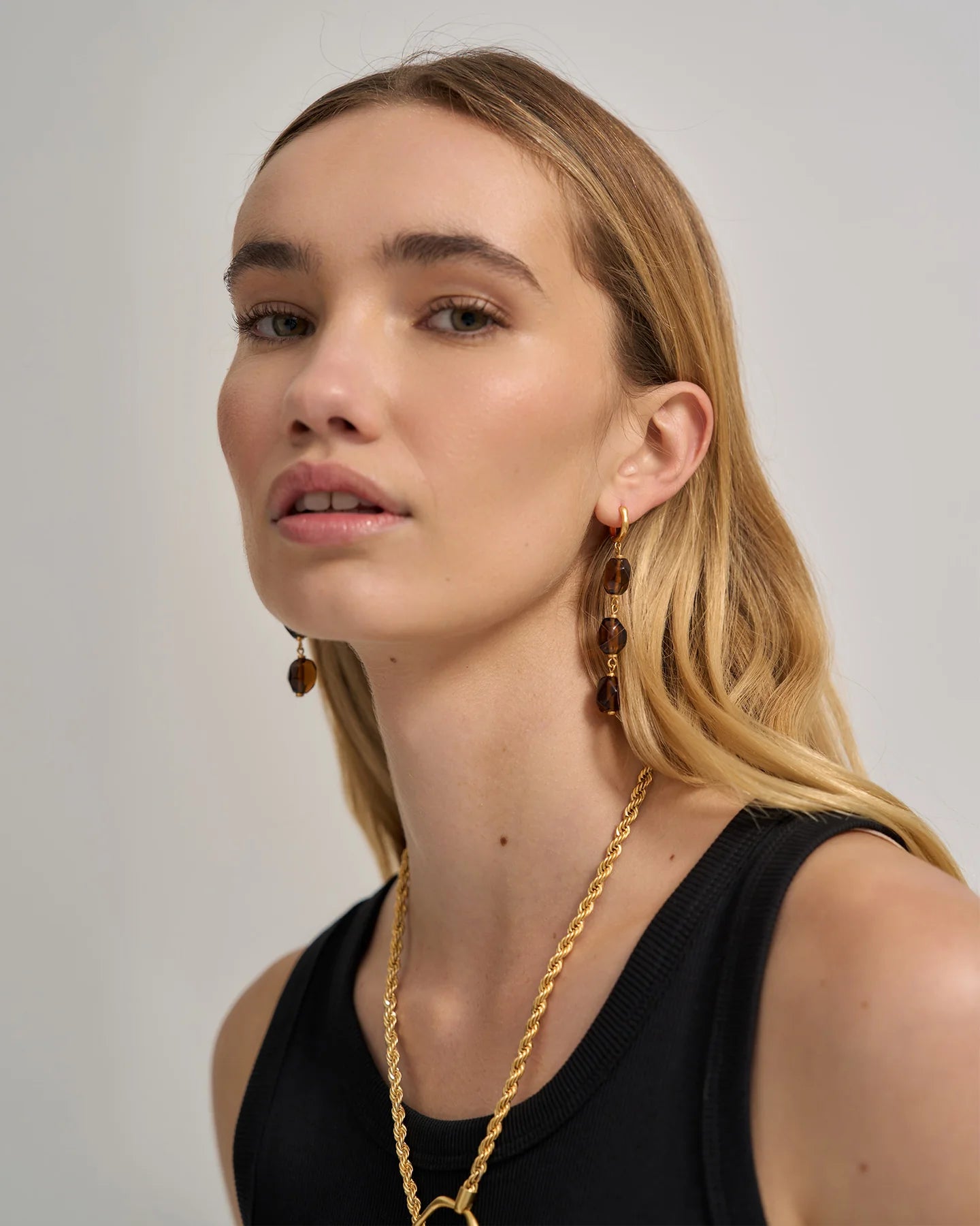 Maeve Drop Earrings - Gold/Chocolate