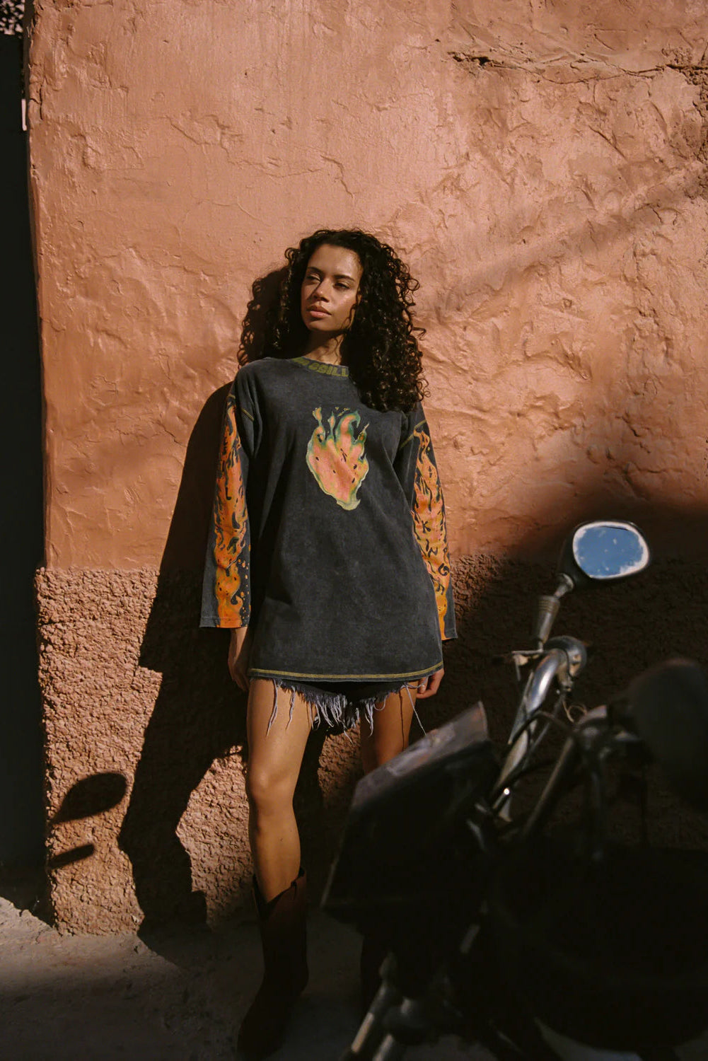 FLAMING HEART TOMMY TEE