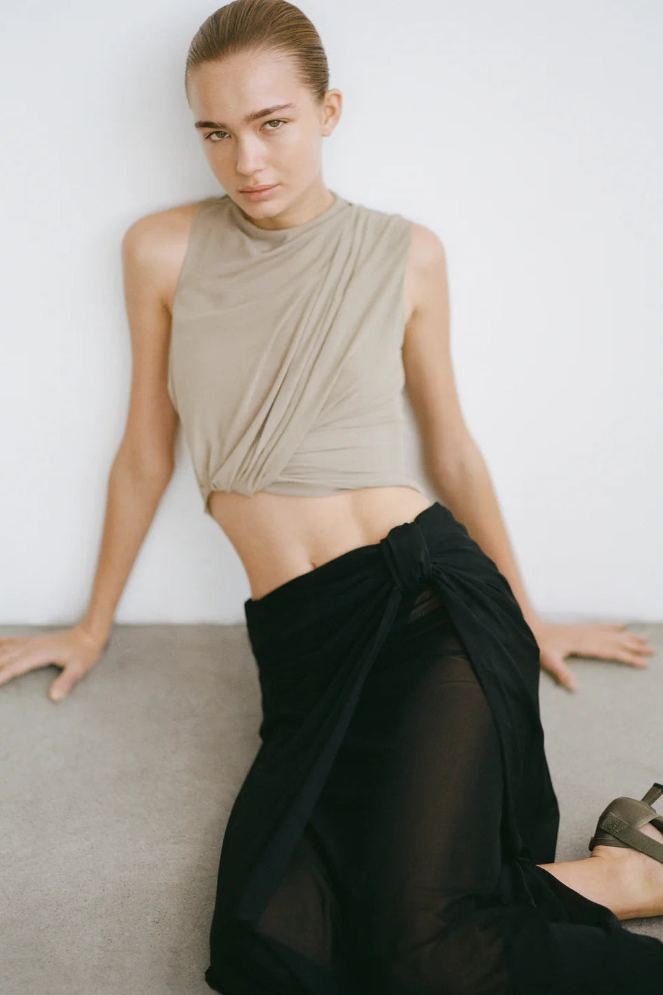 ORIA DRAPE TOP