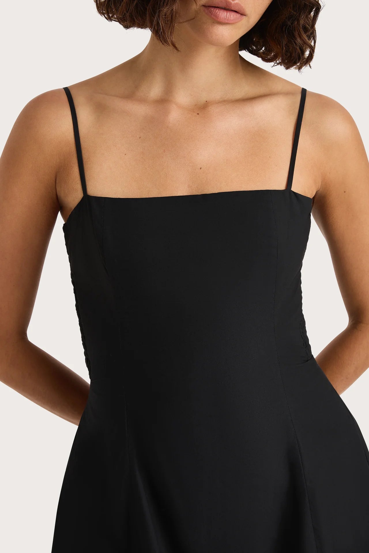 LERA MINI DRESS - BLACK