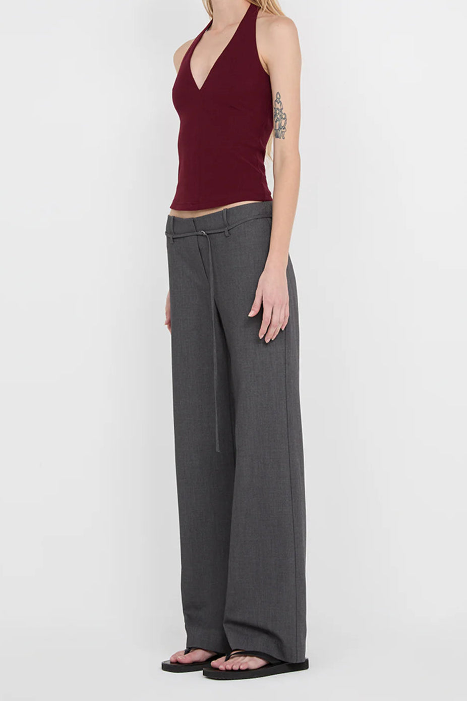 IONE HALTER TOP - PLUM
