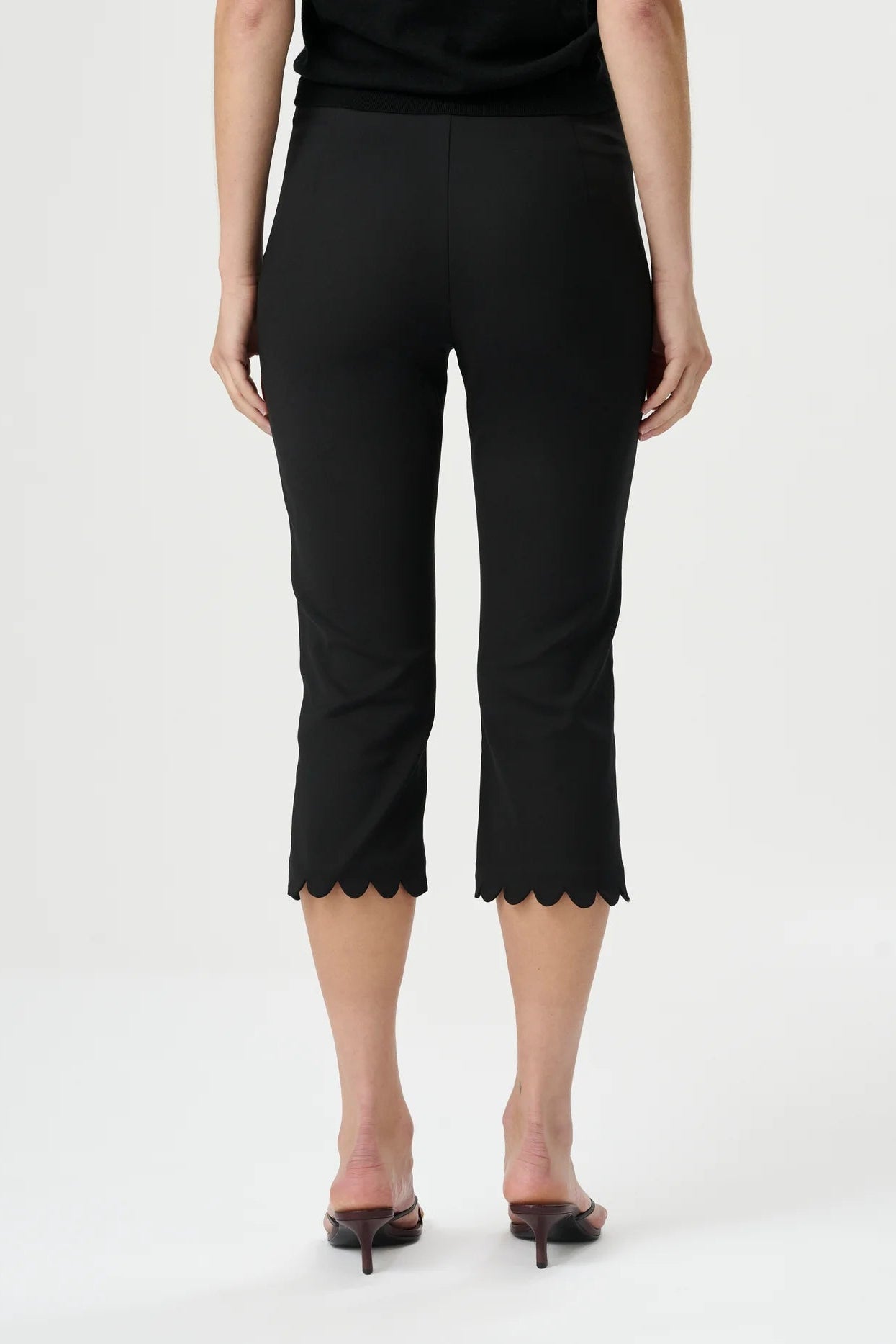 Alfie Capri