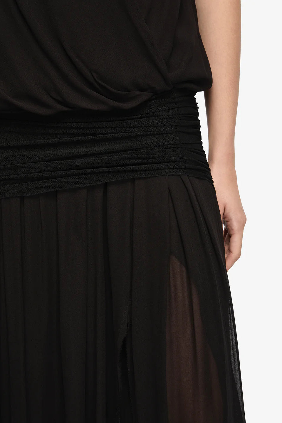 JASMIN V MAXI DRESS