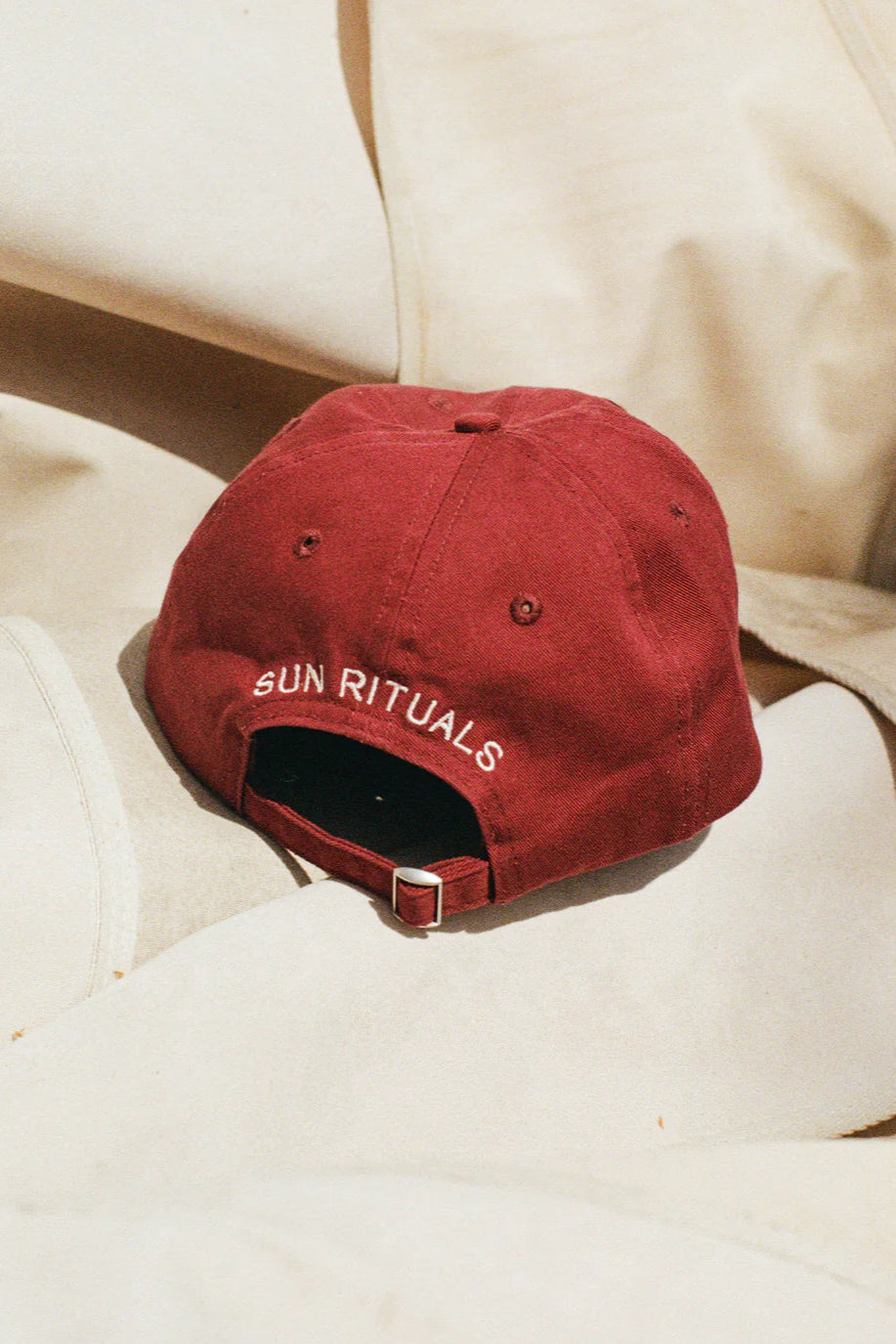 THE ART CAP - BERRY