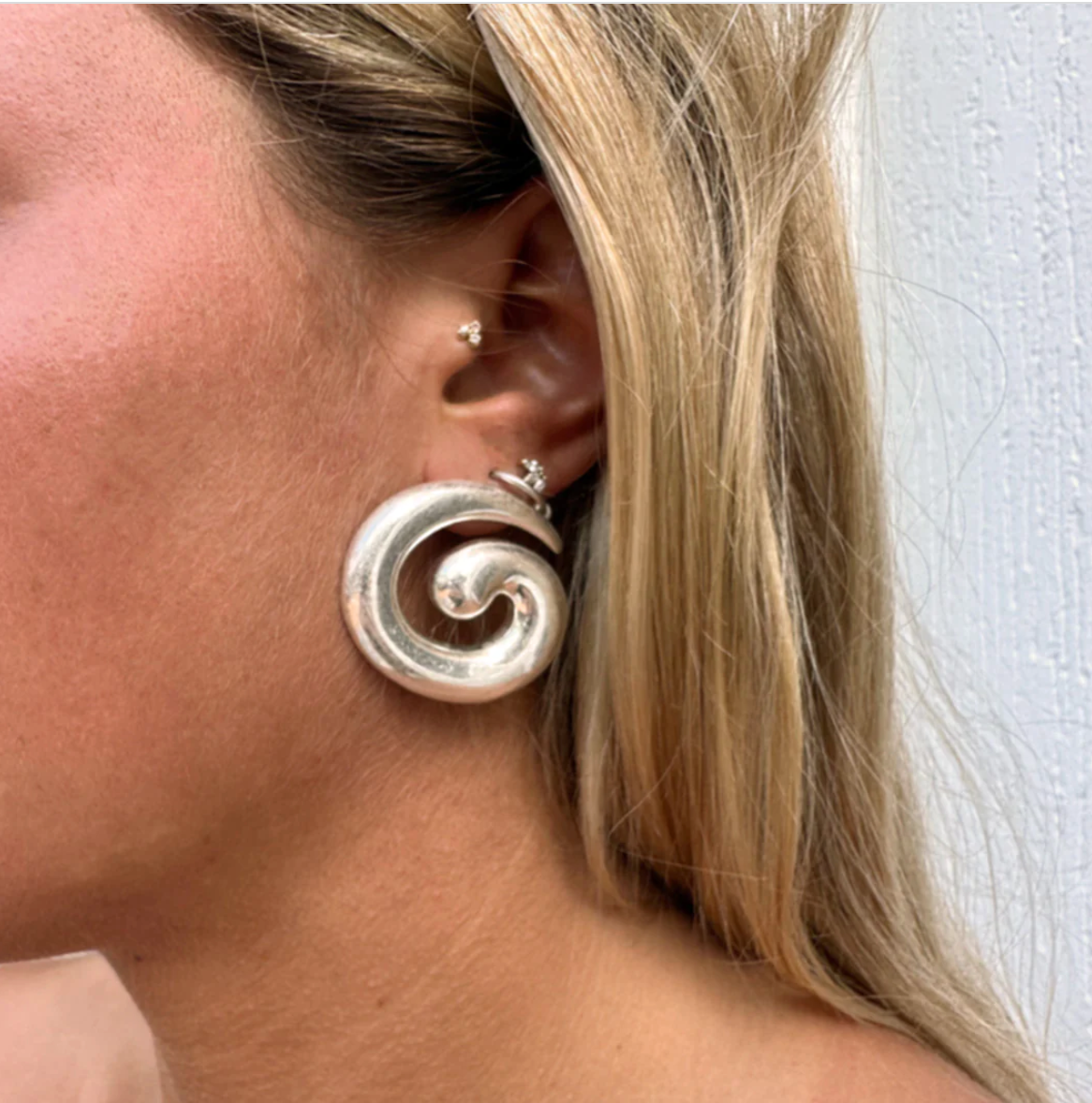 SWIRL EARRINGS - SILVER