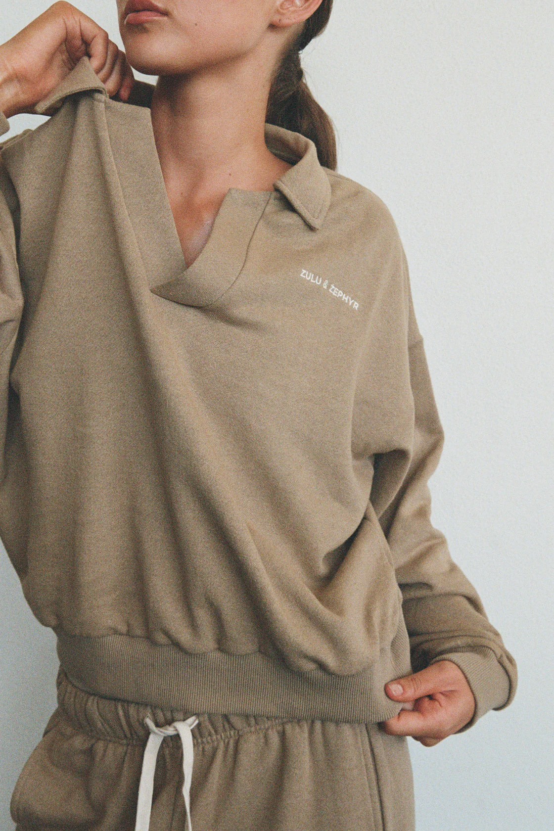 Collared Sport Sweatshirt - Olive