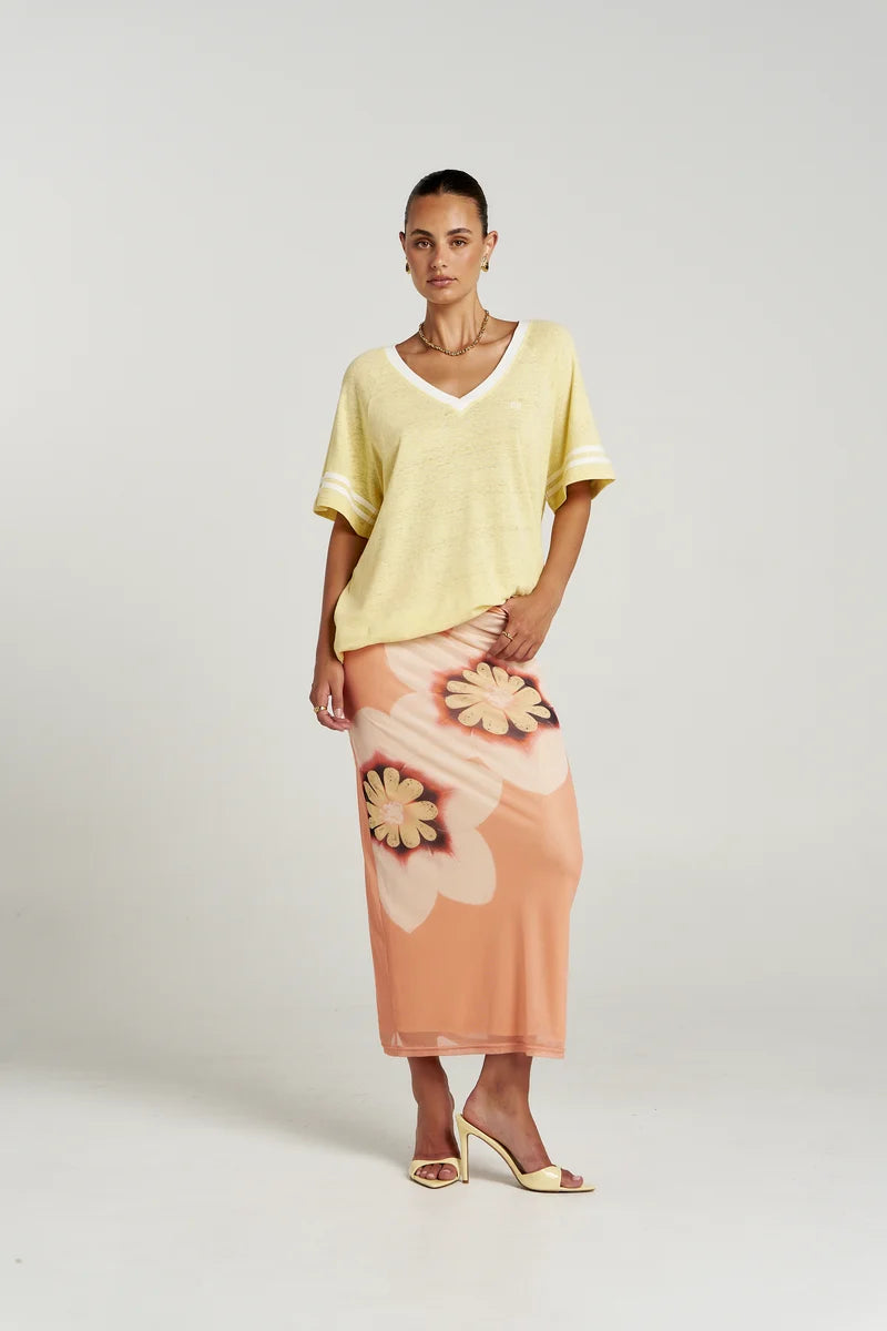 V NECK TEE - BUTTER