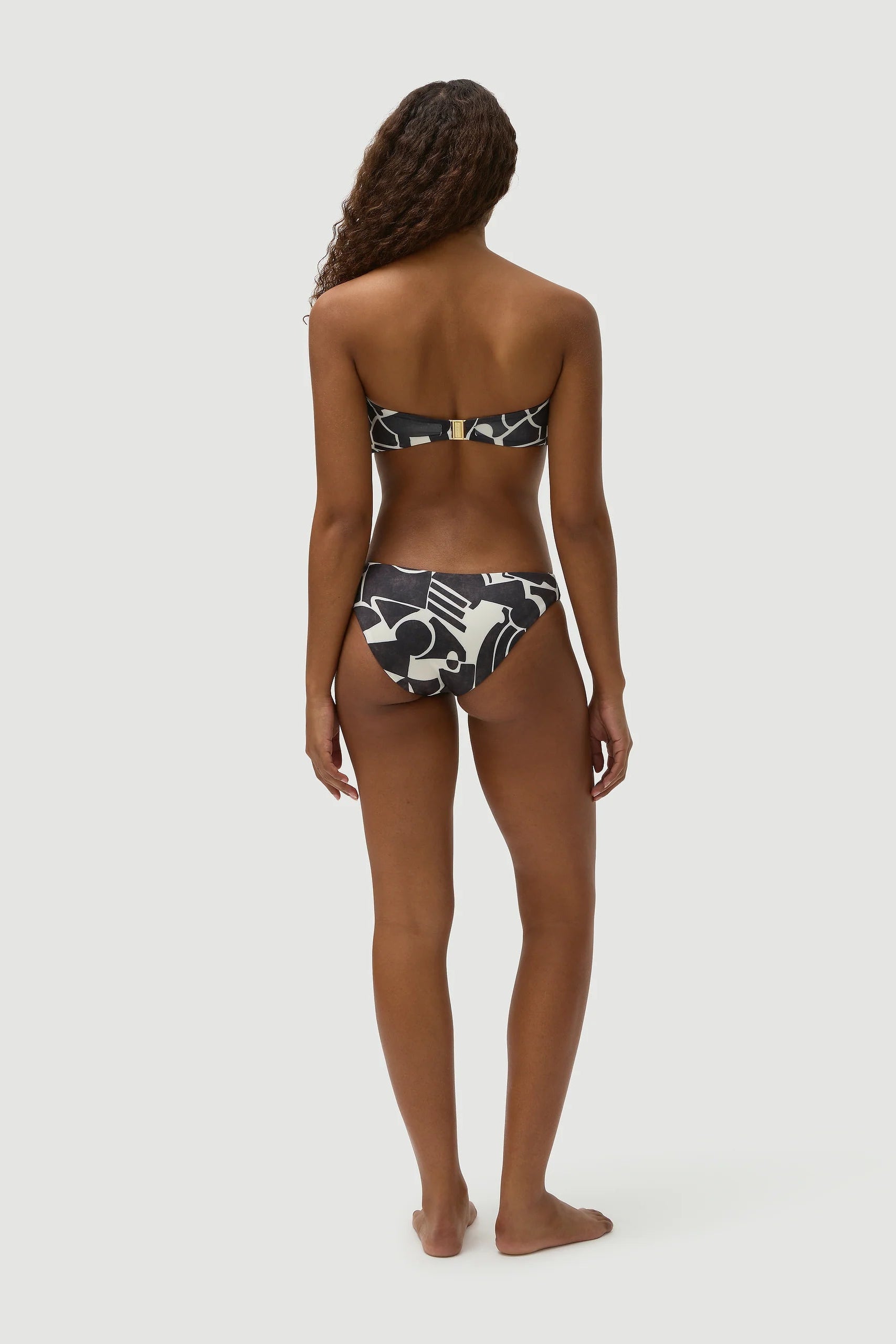 ELI TOP - NUTS AND BOLTS