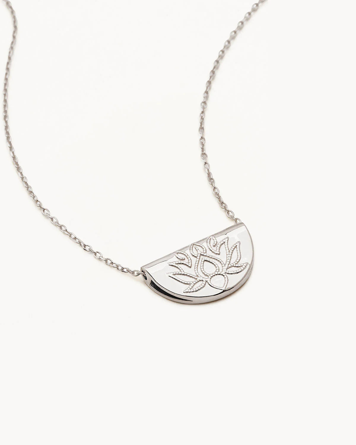 LOTUS SHORT NECKLACE - STERLING SILVER