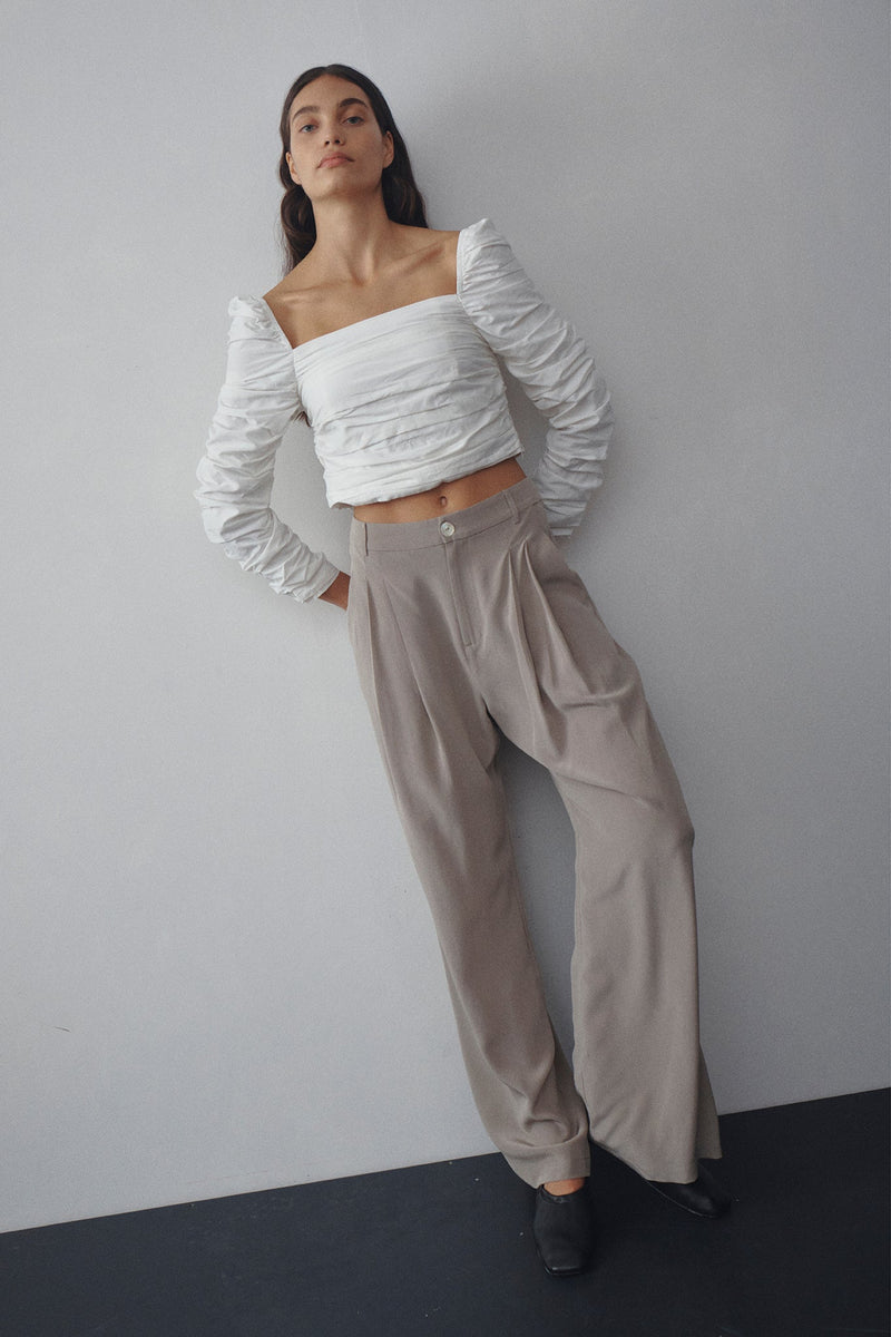 FAYE TOP - MILK